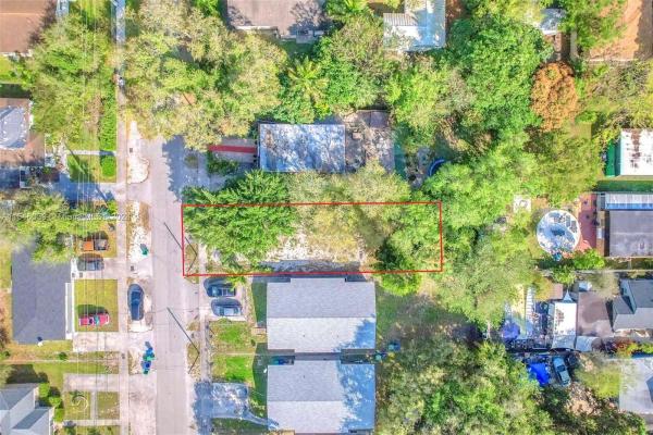 Phelans Manor, 2130 NW 91st St, West Little River, Florida 33147, image 3