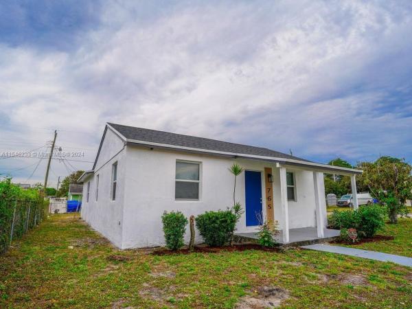 Riviera Beach Heights, 765 W 5th St, Riviera Beach, Florida 33404, image 3