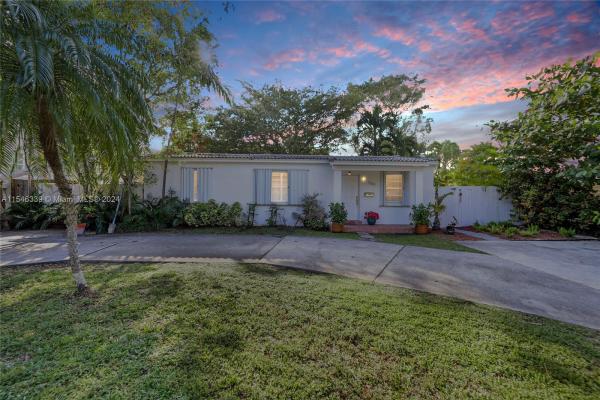 Tropical Isle Homes, 280 Fernwood Rd, Key Biscayne, Florida 33149, image 1