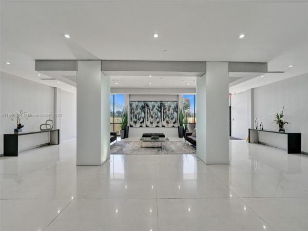 Coronado Tower 3, 20379 W Country Club Dr #2437, Aventura, Florida 33180, image 3