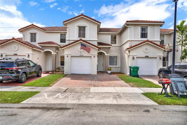 Villas Del Campo, 10930 SW 247th Ter, Princeton, Florida 33032, image 3