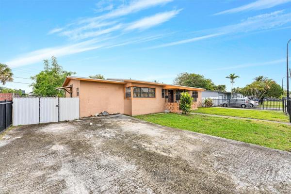 Sierra Mirada, 19611 NW 7th Ave, Miami Gardens, Florida 33169, image 3