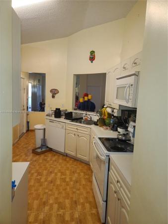 Monterrey, 5680 NW 187th St, Miami Gardens, Florida 33055, image 2