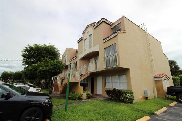 Coral Pointe Townhomes, 8670 NW 6th Ln #4-210, Fountainebleau, Florida 33126, image 2