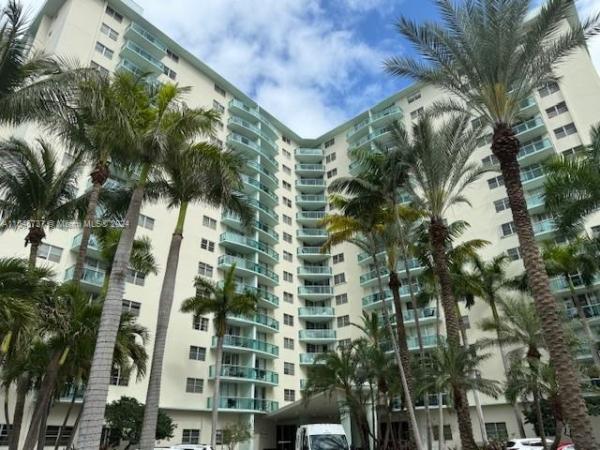 The Tides On Hollywood Beach, 3901 S Ocean Dr #15M, Hollywood, Florida 33019, image 3