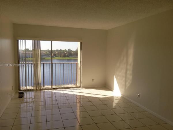 Lakeshore At University Park, 8560 N Sherman Cir #407, Miramar, Florida 33025, image 2