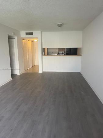 Lakeshore At University Park, 8610 N Sherman Cir #304, Miramar, Florida 33025, image 3