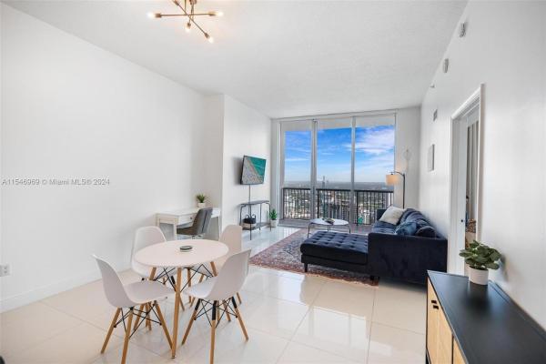 Opera Tower, 1750 N Bayshore Dr #5611, Miami, Florida 33132, image 1