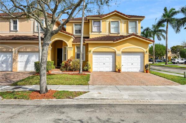 Kendall Breeze South, 12377 SW 125th St, Kendall, Florida 33186, image 2