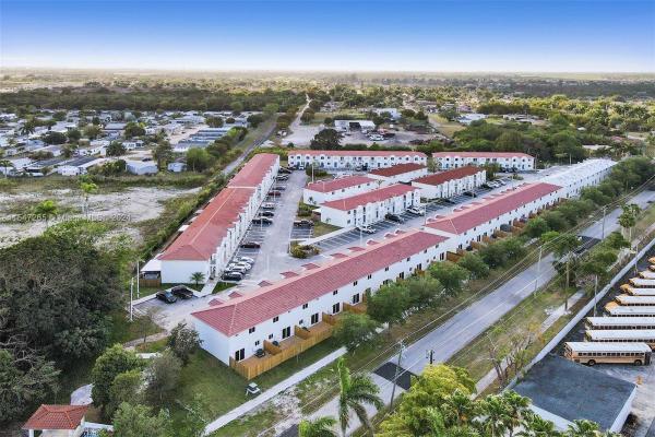 Southern Pointe Villas, 250 SW 3rd Ct #250, Florida City, Florida 33034, image 2