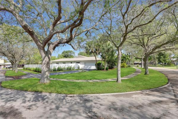 Plantation Harbor, 1611 SW 54th Ter, Plantation, Florida 33317, image 1