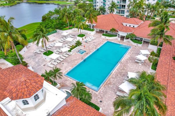 Turnberry Village South Tower, 19900 E Country Club Dr #1007, Aventura, Florida 33180, image 2