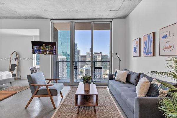 Centro, 151 SE 1st St #3203, Miami, Florida 33131, image 3