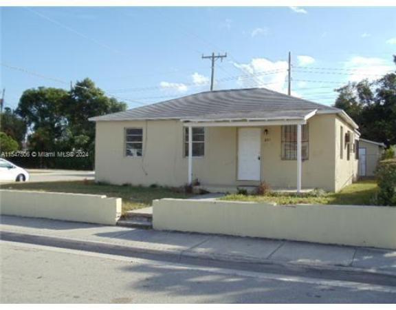 Riviera Beach Heights, 601 W 2nd St, Riviera Beach, Florida 33404, image 1