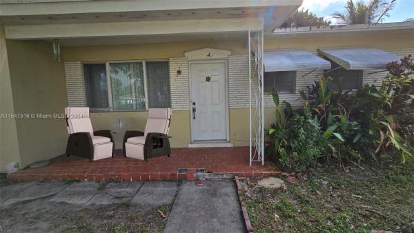 Welwyn Park, 2151 SW 67th Ter, Miramar, Florida 33023, image 1