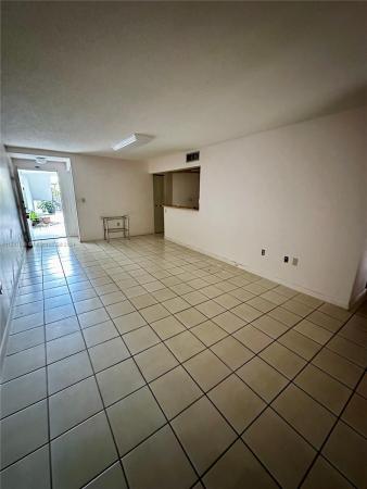 Bleau Fontaine, 9433 Fontainebleau Blvd #112, Fountainebleau, Florida 33172, image 2