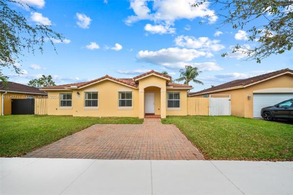 Mangus, 11365 SW 247th Ter, Princeton, Florida 33032, image 1