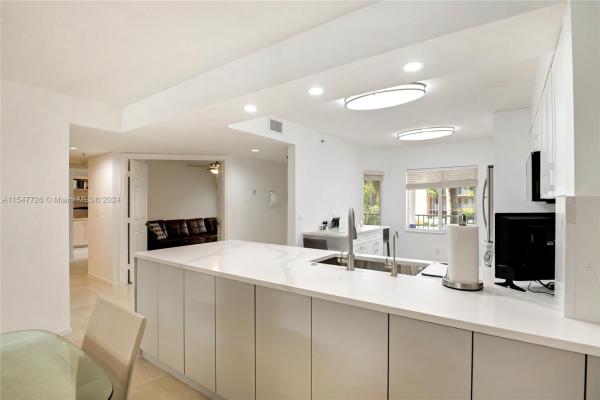 Coral Cove At Coral Lakes, 12529 Imperial Isle Dr #207, Boynton Beach, Florida 33437, image 1