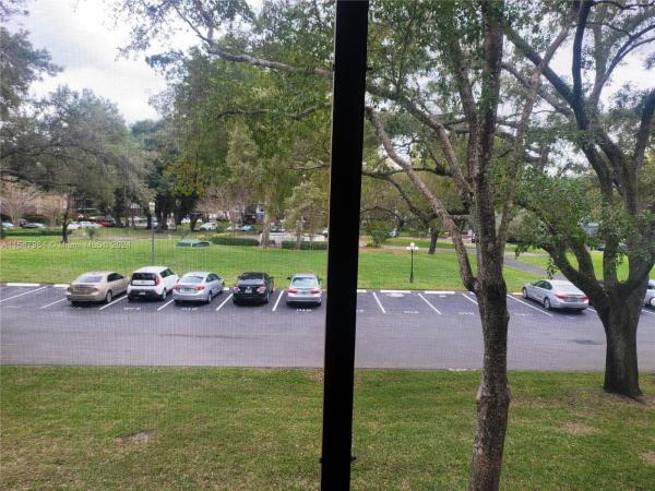 International Village At Inverrary, 3680 Inverrary Dr #2G, Lauderhill, Florida 33319, image 1