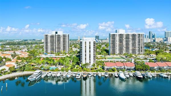 Harbor Tower At The Waterways, 3598 Yacht Club Dr #1404, Aventura, Florida 33180, image 1