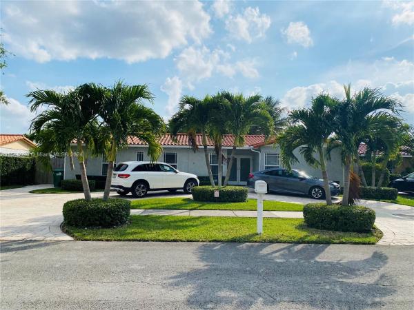 Snapper Creek Villas, 10800 SW 67th Dr, Sunset, Florida 33173, image 1