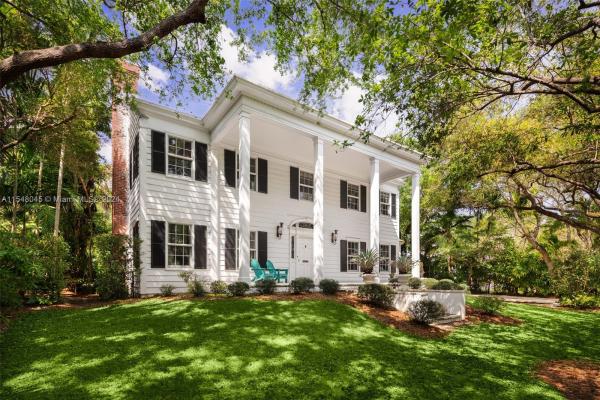 Silver Bluff, 1717 S Bayshore Dr, Miami, Florida 33133, image 3