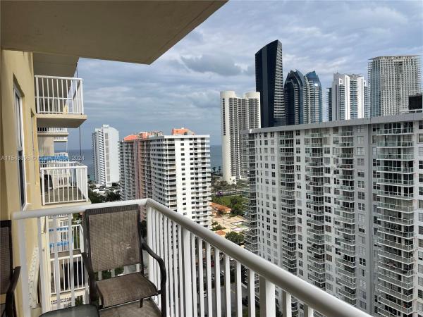 Winston Towers 400, 231 174th St #2309, Sunny Isles Beach, Florida 33160, image 3