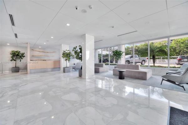 Commodore Club South, Key Biscayne, Florida 33149, image 1