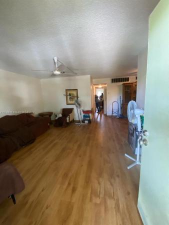 Romont South Green, 20180 NE 2nd Ave #X14, Miami Gardens, Florida 33179, image 1