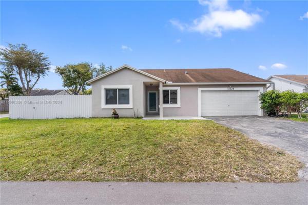 Edgewater Park, 13328 SW 114th Ct, Richmond Heights, Florida 33176, image 1