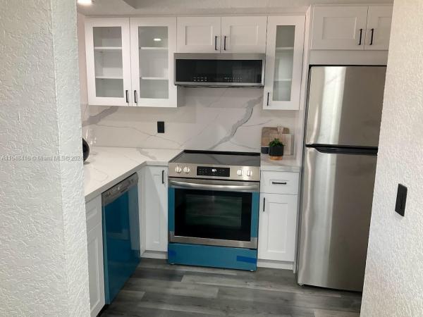 Rio Nuevo, 1100 SW 12th St #212, Fort Lauderdale, Florida 33315, image 2