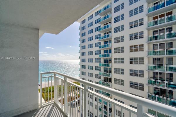 Port Royale, 6969 Collins Ave #910, Miami Beach, Florida 33141, image 3