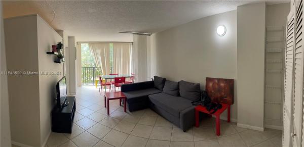 Plaza Of The Americas, 16919 N Bay Rd #414, Sunny Isles Beach, Florida 33160, image 1