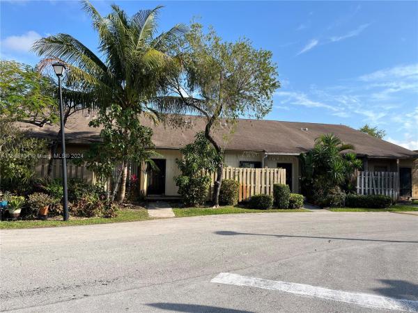North Pointe At The California Club, 507 NE 210th Ter, Ives Estates, Florida 33179, image 1