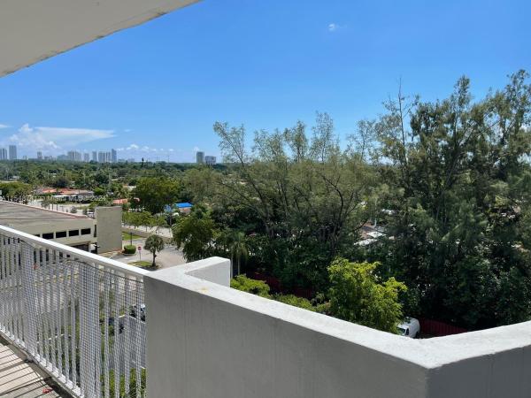 Wilshire, 1300 NE Miami Gardens Dr #801E, Ojus, Florida 33179, image 1