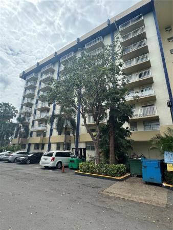 Yolanda Villas, 4550 NW 9th St #109E, Miami, Florida 33126, image 1