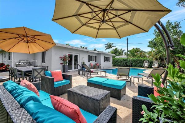 North Corals, 4801 NE 15th Way, Oakland Park, Florida 33334, image 1
