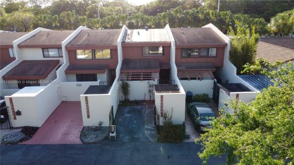 Sunset Kendall Villas, 10686 SW 79th Ter #10686, Kendall, Florida 33173, image 3