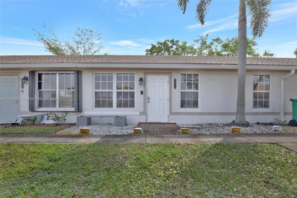 The Mews At Arrowhead, 8030 SW 20th Ct, Davie, Florida 33324, image 1