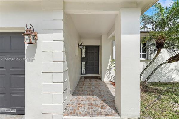 Turtle Bay, 9011 Bermuda Dr, Miramar, Florida 33025, image 3