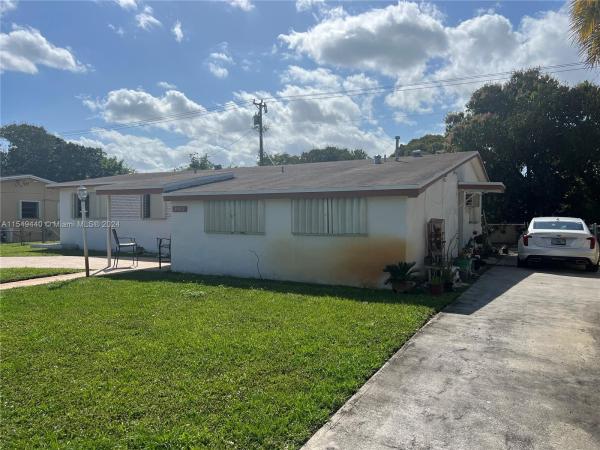 Bell Gardens, 18912 NW 23rd Ct, Miami Gardens, Florida 33056, image 1