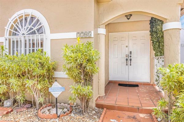 Ponderosa, 7705 W 34th Ln, Hialeah, Florida 33018, image 1