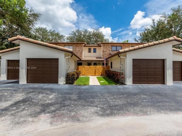 Lago Mar Colony, 12451 NW 3rd St #B3, Plantation, Florida 33325, image 1