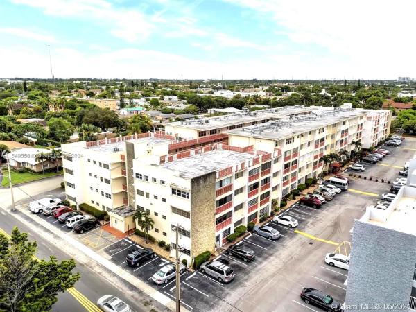 Gulfstream Garden, 215 SE 3rd #406A, Hallandale Beach, Florida 33009, image 1