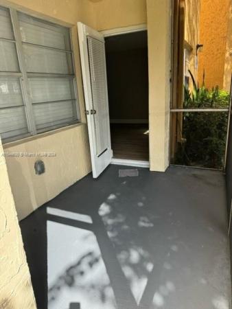 Heritage Circle, 4314 NW 9th Ave #3-1E, Deerfield Beach, Florida 33064, image 1