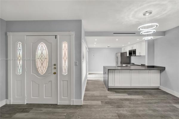 Hydra Villas At Samari Lake, 9904 NW 80th Way #2146, Hialeah Gardens, Florida 33016, image 1