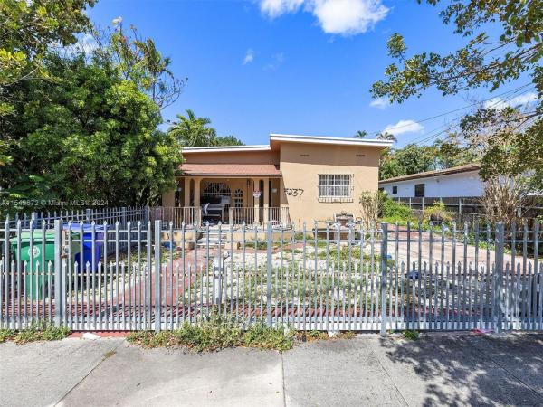Auburndale, 3237 SW 2nd St, Miami, Florida 33135, image 1