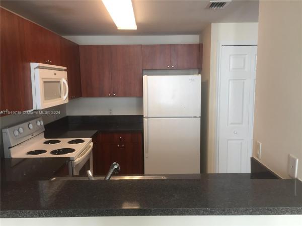 Parkview At Brickell, 115 SW 11th St #707, Miami, Florida 33130, image 3