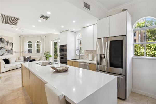 Aventura Bay Townhomes, 18470 NE 30th Pl #18470, Aventura, Florida 33160, image 1