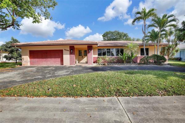 Lakeview Estates, 6549 SW 20th Ct, Plantation, Florida 33317, image 1